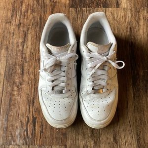 Used white Nike Air Force 1 size 10 womens